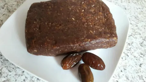 خمیر خرما صنعتی با رنگ طبیعی و غلظت مطلوب